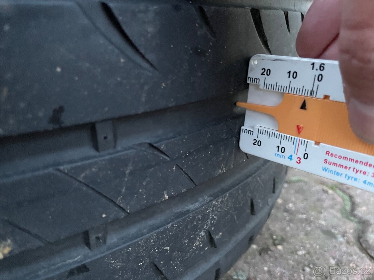 VW Springfield 18, 255/45 103 letní pneu Hankook,Multivan T6 - 9