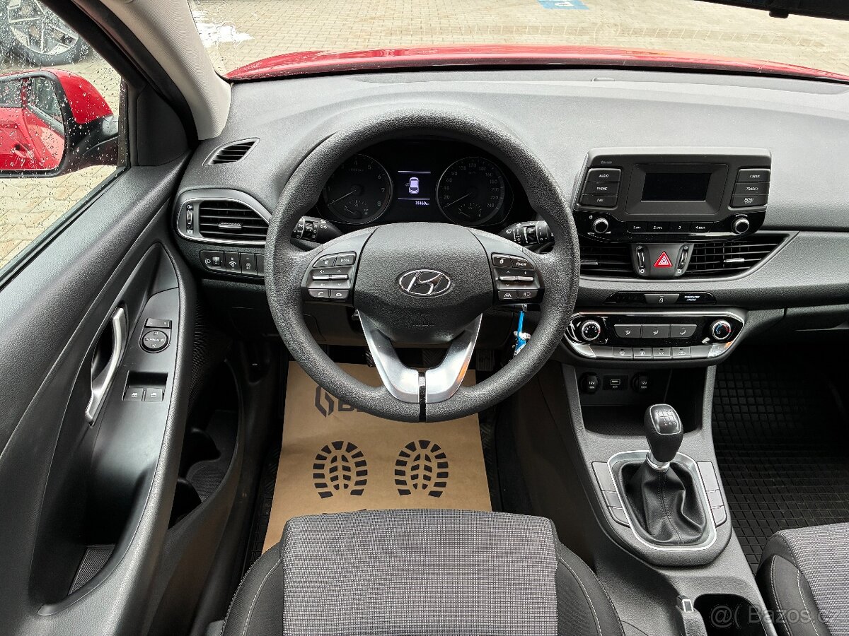 Hyundai i30 HB 1.5DPI 81kW TAŽNÉ ČR 1MAJITEL ZÁRUKA - 9
