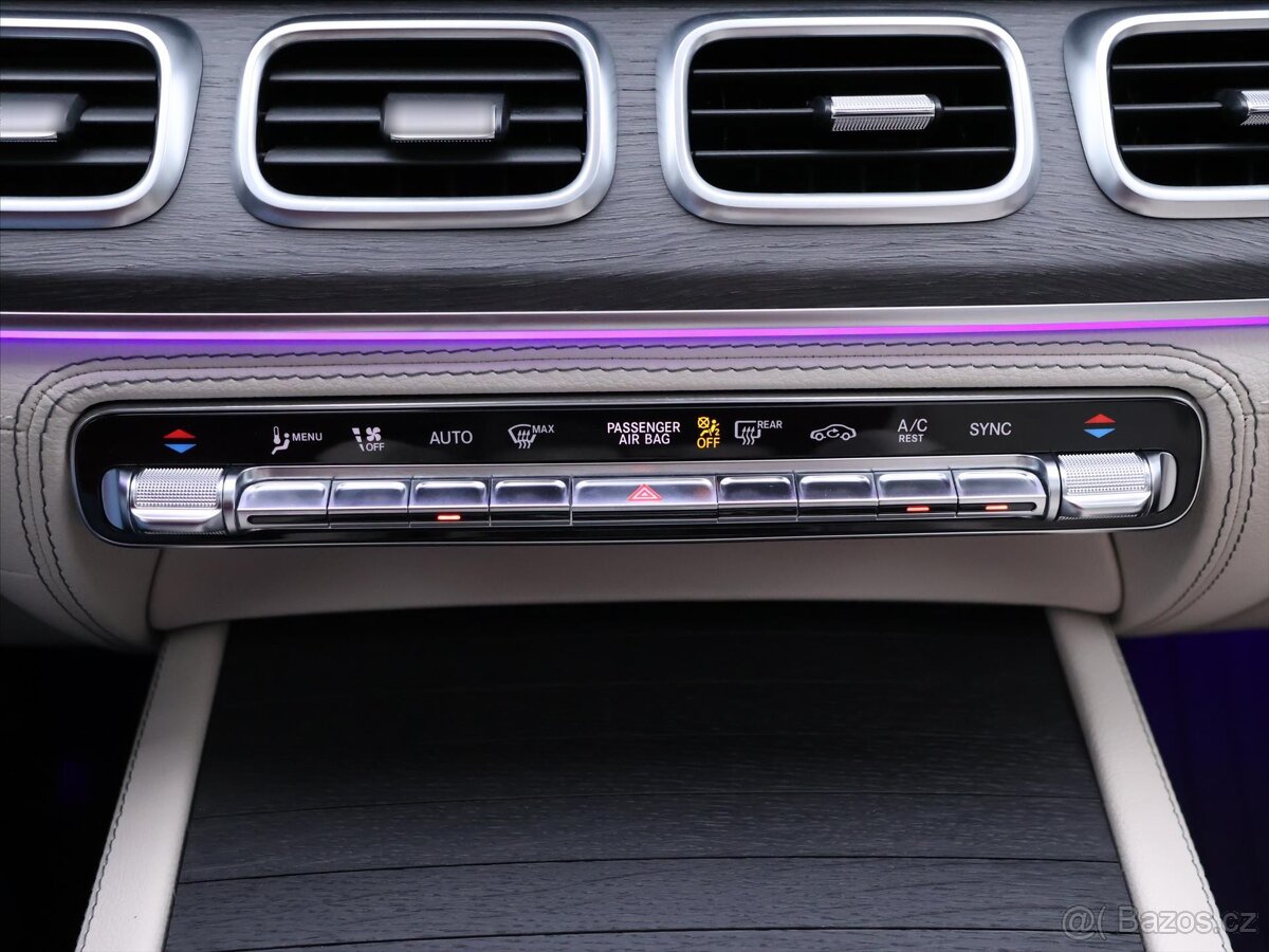 Mercedes-Benz GLE 3,0 400d Coupé 4MATIC 243kW (2021) - 9