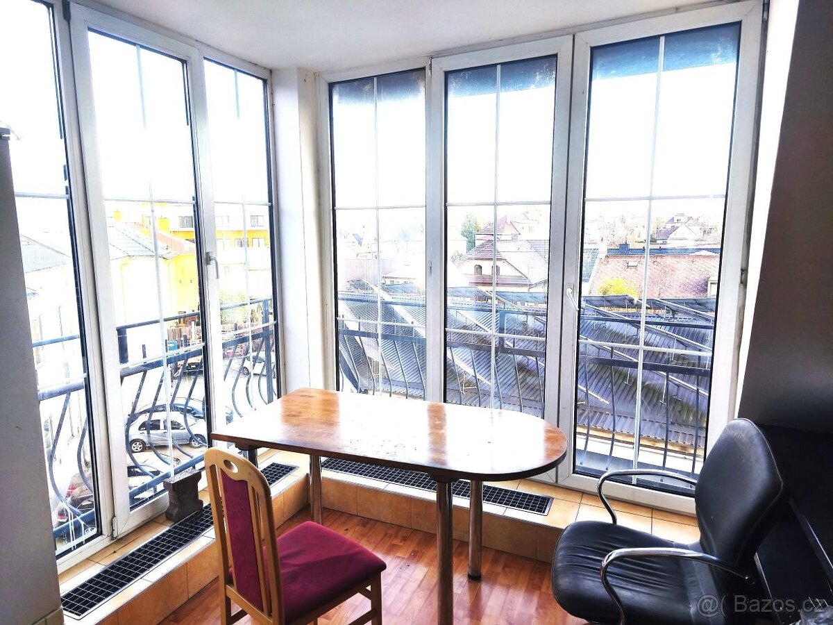 1+kk Mariánské Hory, 7.500 Kč i s energiemi. Cizinci nevadí. - 9