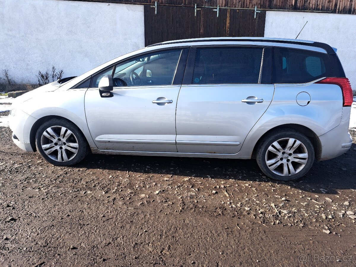 Peugeot 5008 2,0HDi 2011, 314000 km - 9