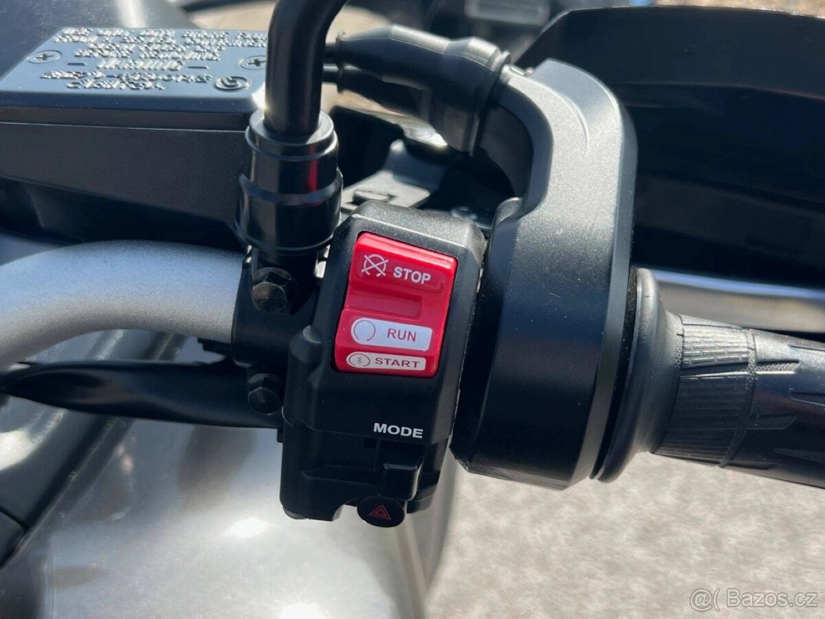 Prodám YAMAHA NIKEN - 9