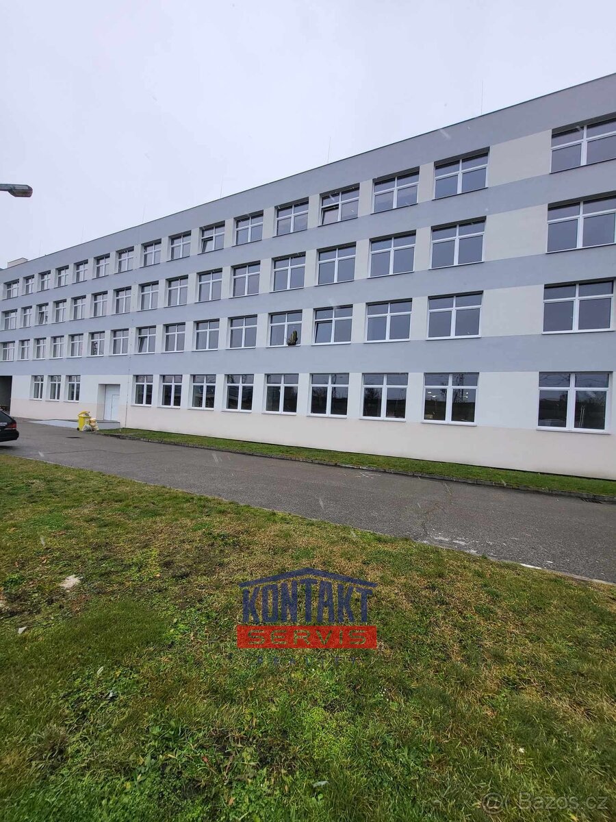 Pronájem skladovacích / kancelářských prostor, 32 m² - U Sm - 9