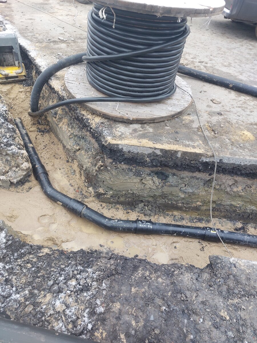 Zvárač plastov, hydroizolater - 9