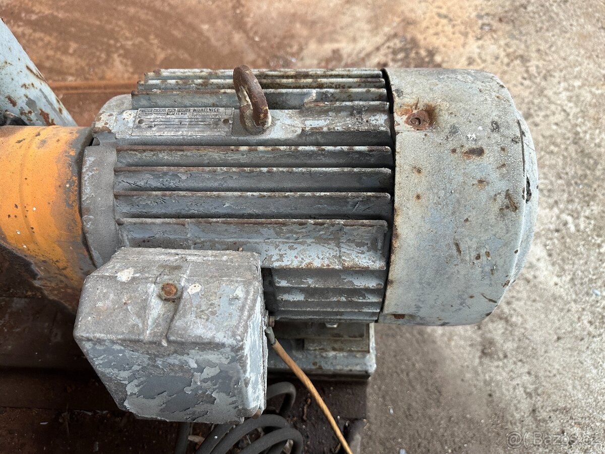 Třífázový elektromotor 400V 0.37 0.55 1.1 1.5 2.2 4 5.5kW - 9