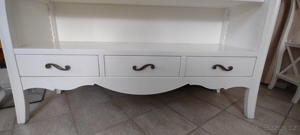 Knihovna bílá, dovoz Itálie - 9