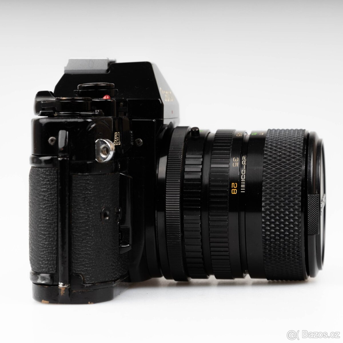 Canon A-1 se dvěma objektivy a příslušenstvím - 9