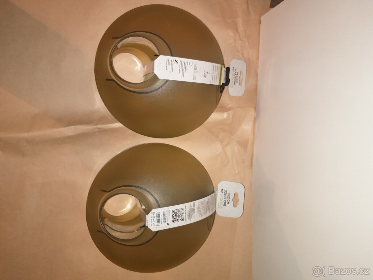 Nové závěsné krmítko plastia/berry 4,1l - 9