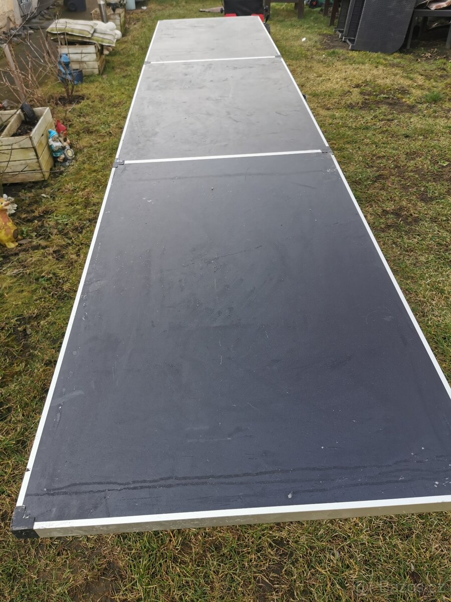 Kempinkovy stůl - 9