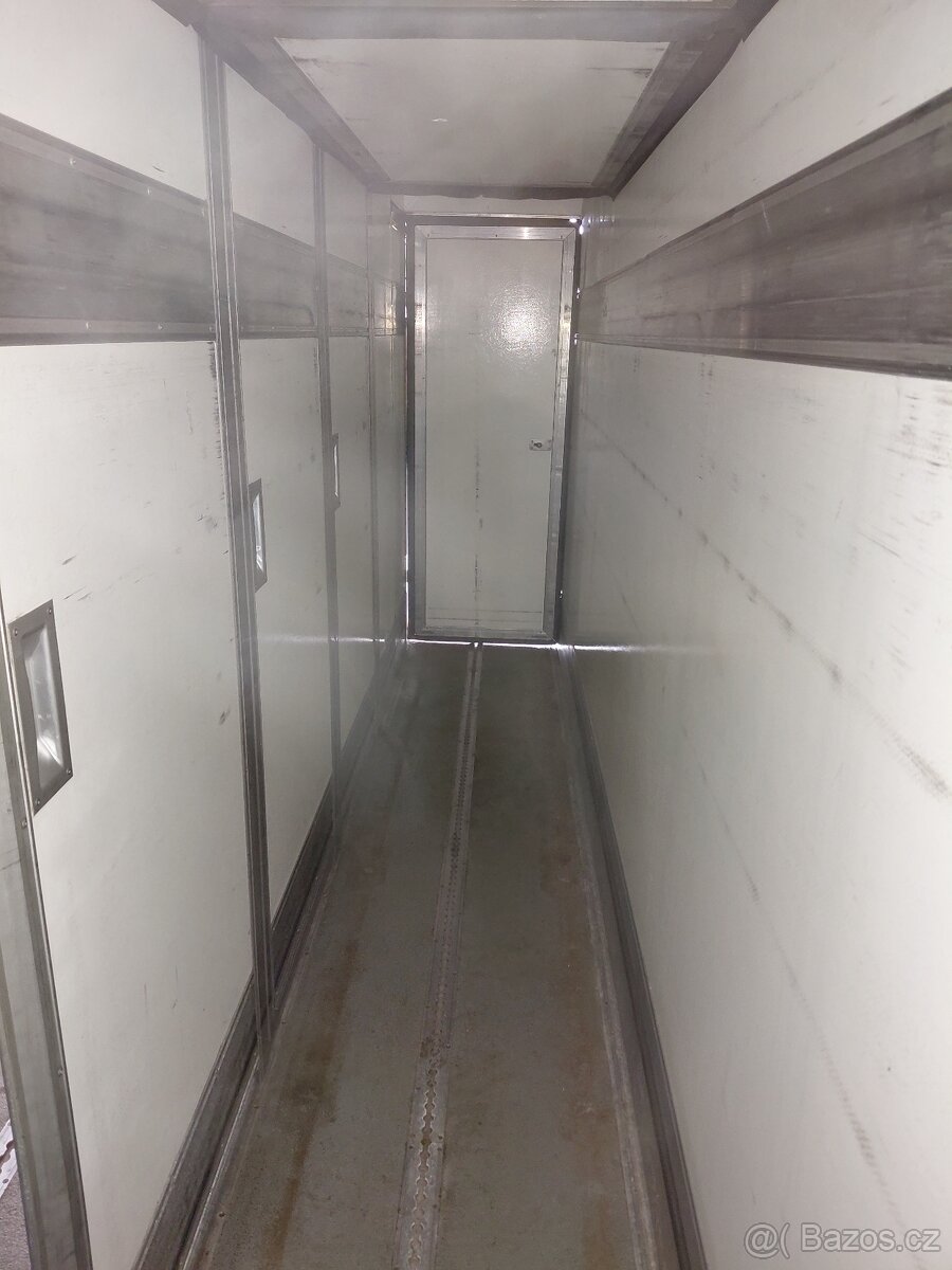 Izoterm skříň bouda sklad - 9