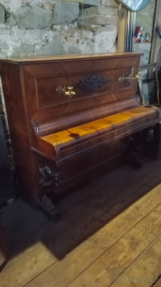 Piano - 9