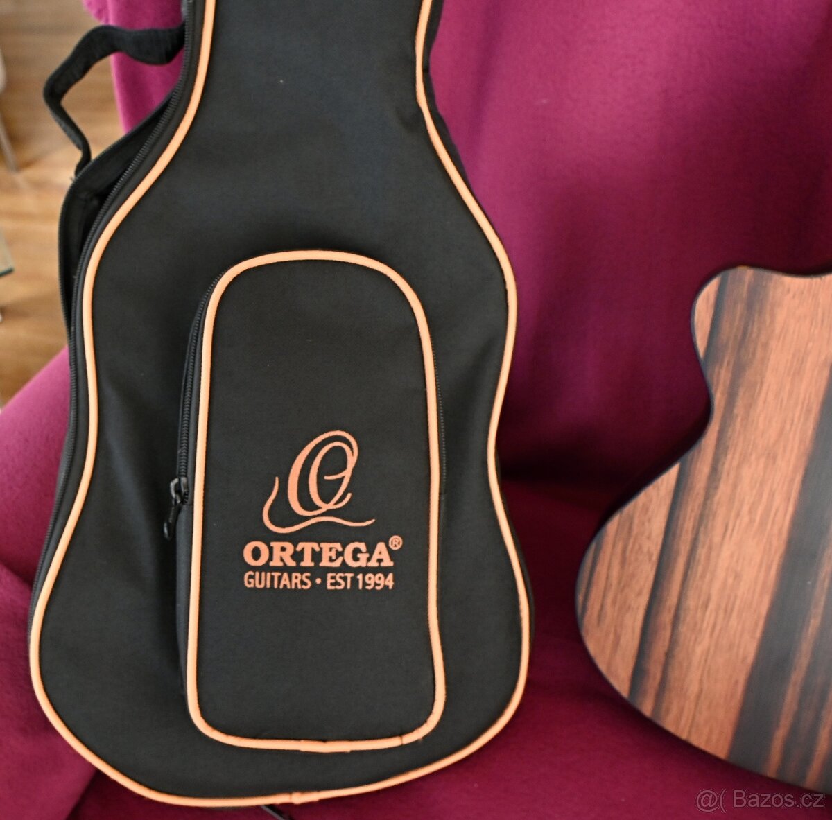 Prodám elektroakustické Guitarlele ORTEGA - 9