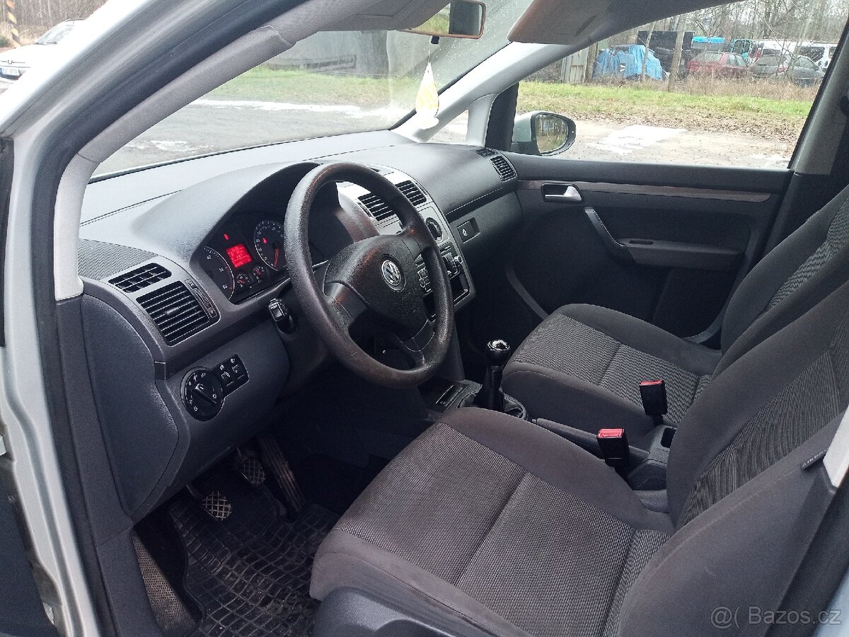 VW Touran - 9