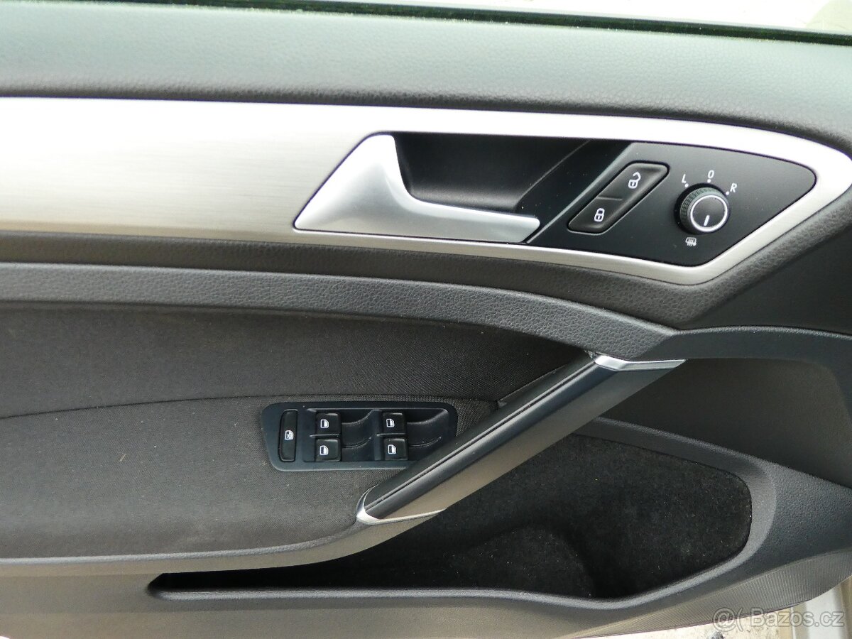 Volkswagen Golf 2.0TDI 110kW Comfortline,Stav - 9