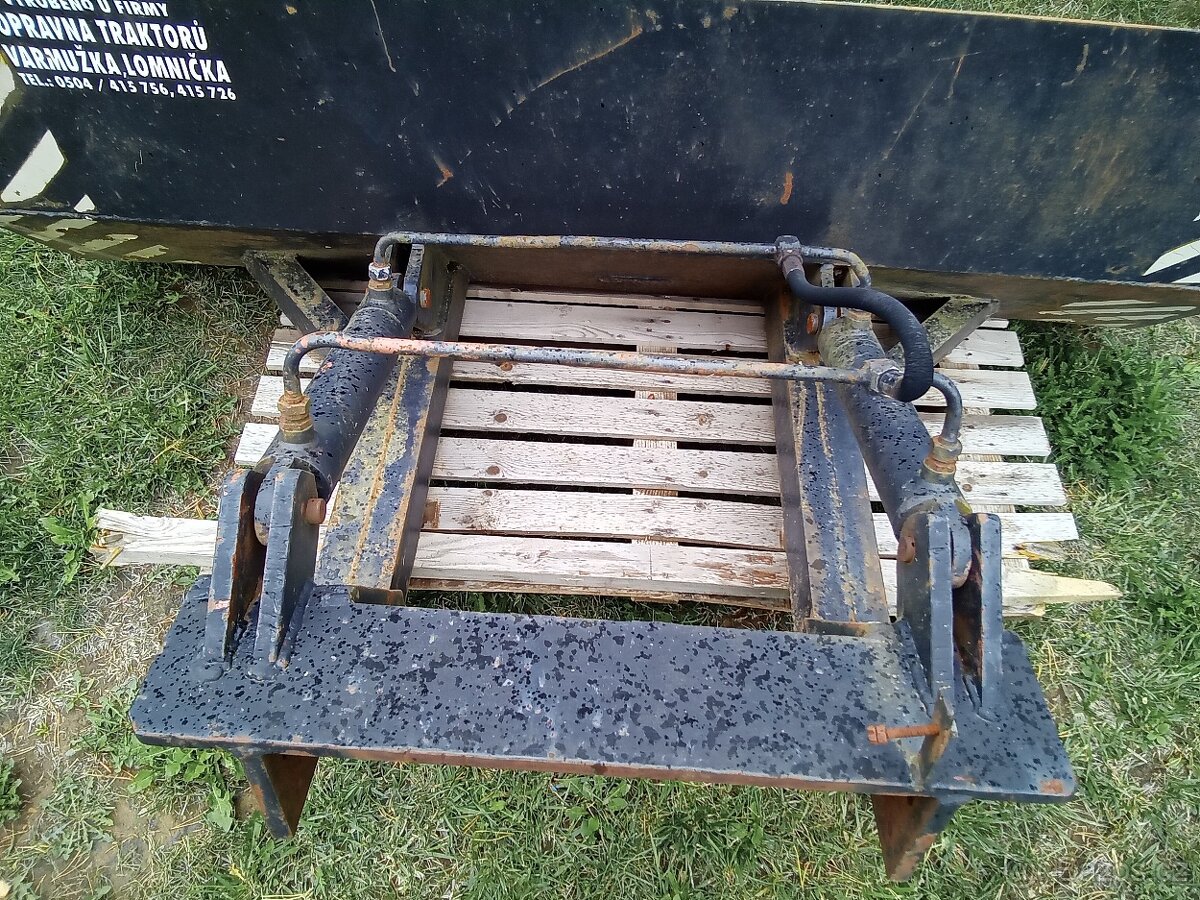 Přední radlice na traktor - 9