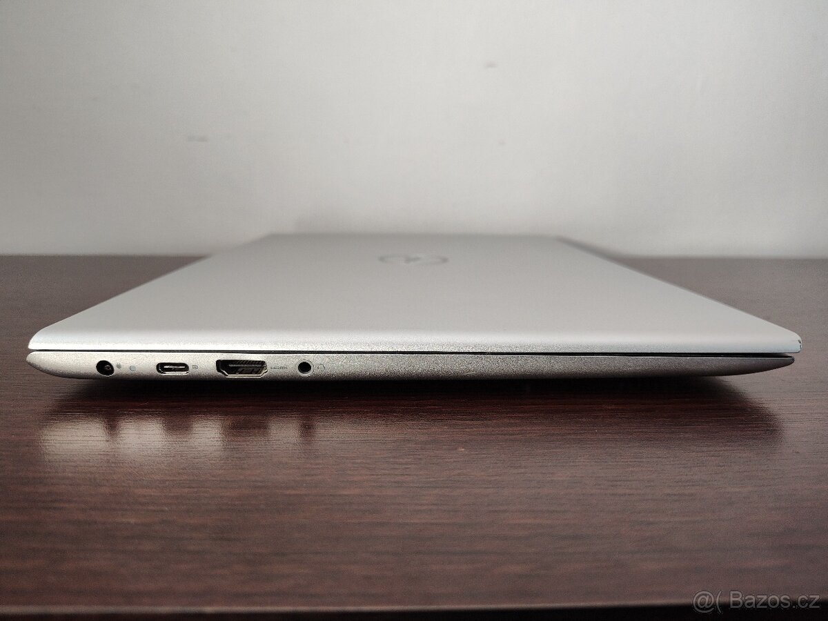 Kovový podsvícený Dell,i7-8gen,4gb GPU,14", SSD. - 9