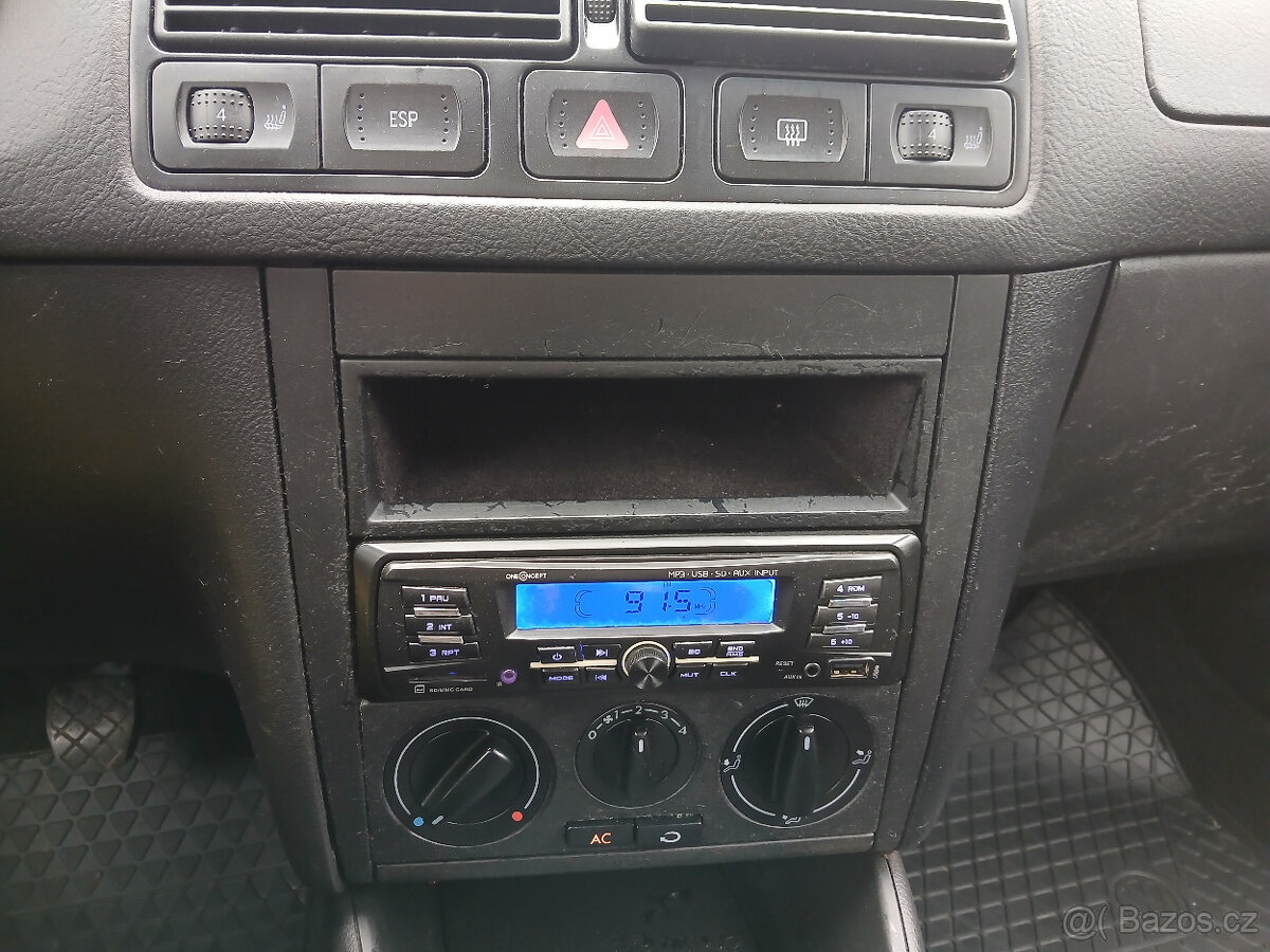 Volkswagen Golf 1.4 16V - 9