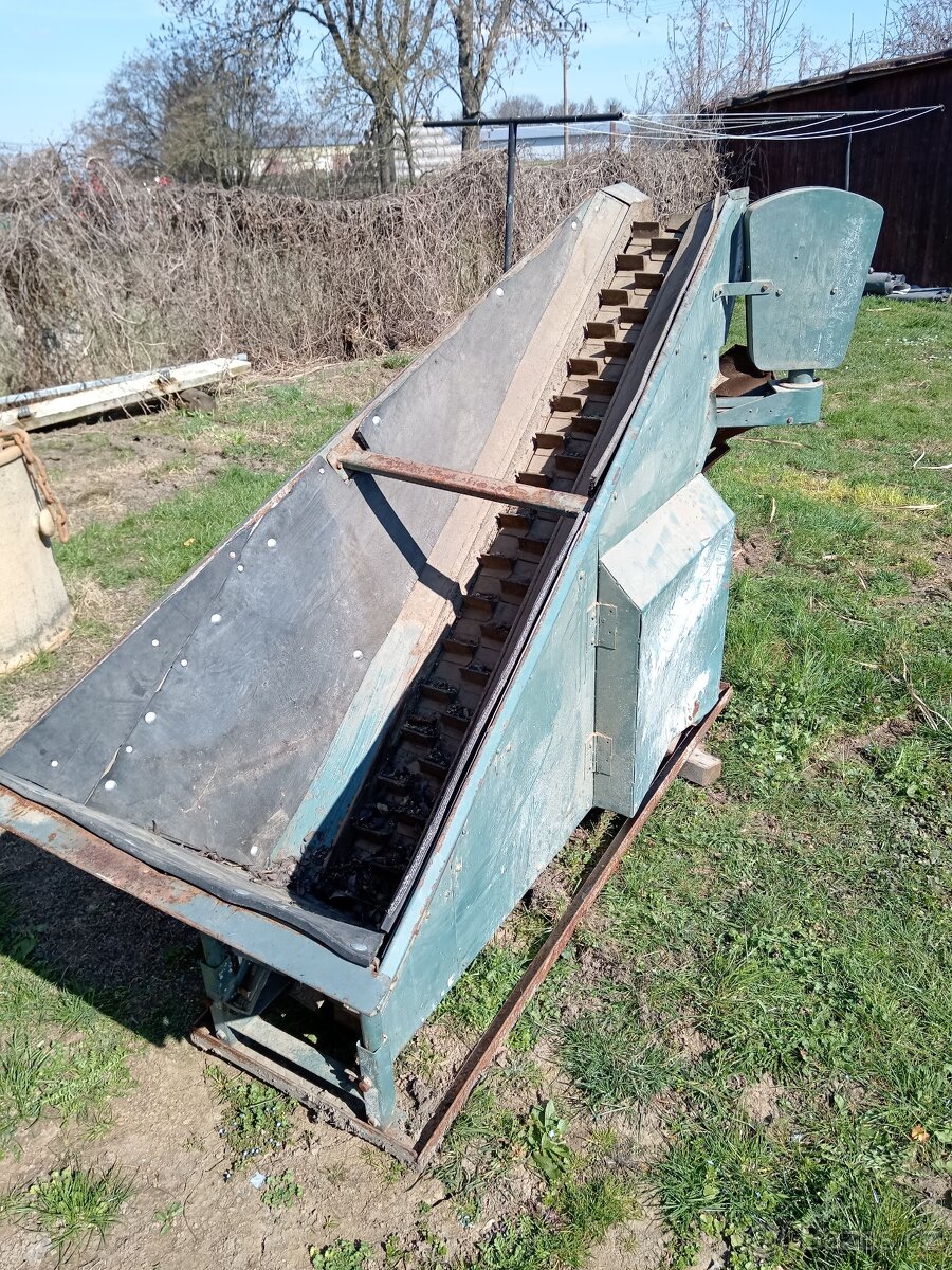 Příjmový koš a pytlovací váha na brambory - 9