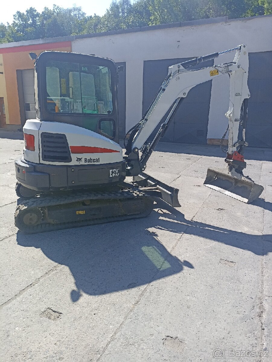 Bobcat E35 - 9