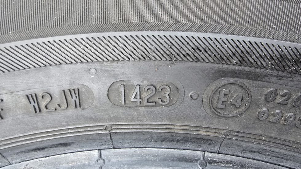 Zimní pneu 205/55/16 Barum - 9