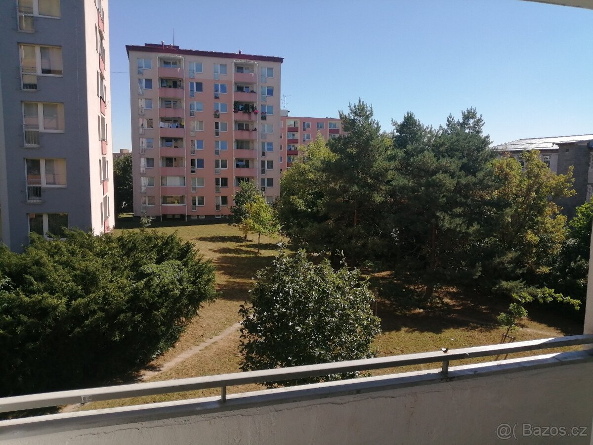Prodej 3+1 Bystrc, ul. Kuršova, 75 m2, lodžie, šatna - 9