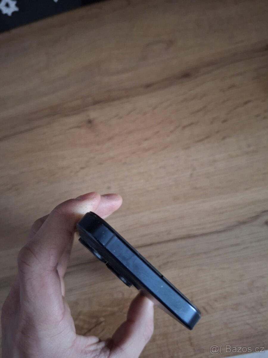 iPhone 15 Pro 128GB, modrý titan - 9