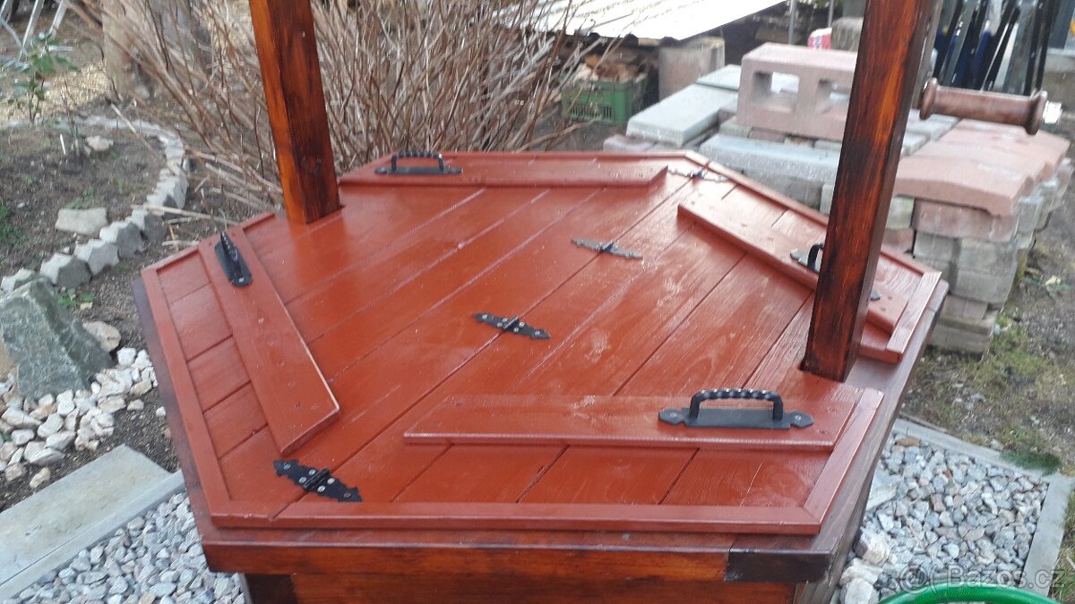 Dřevěný nábytek a konstrukce - masiv - 9