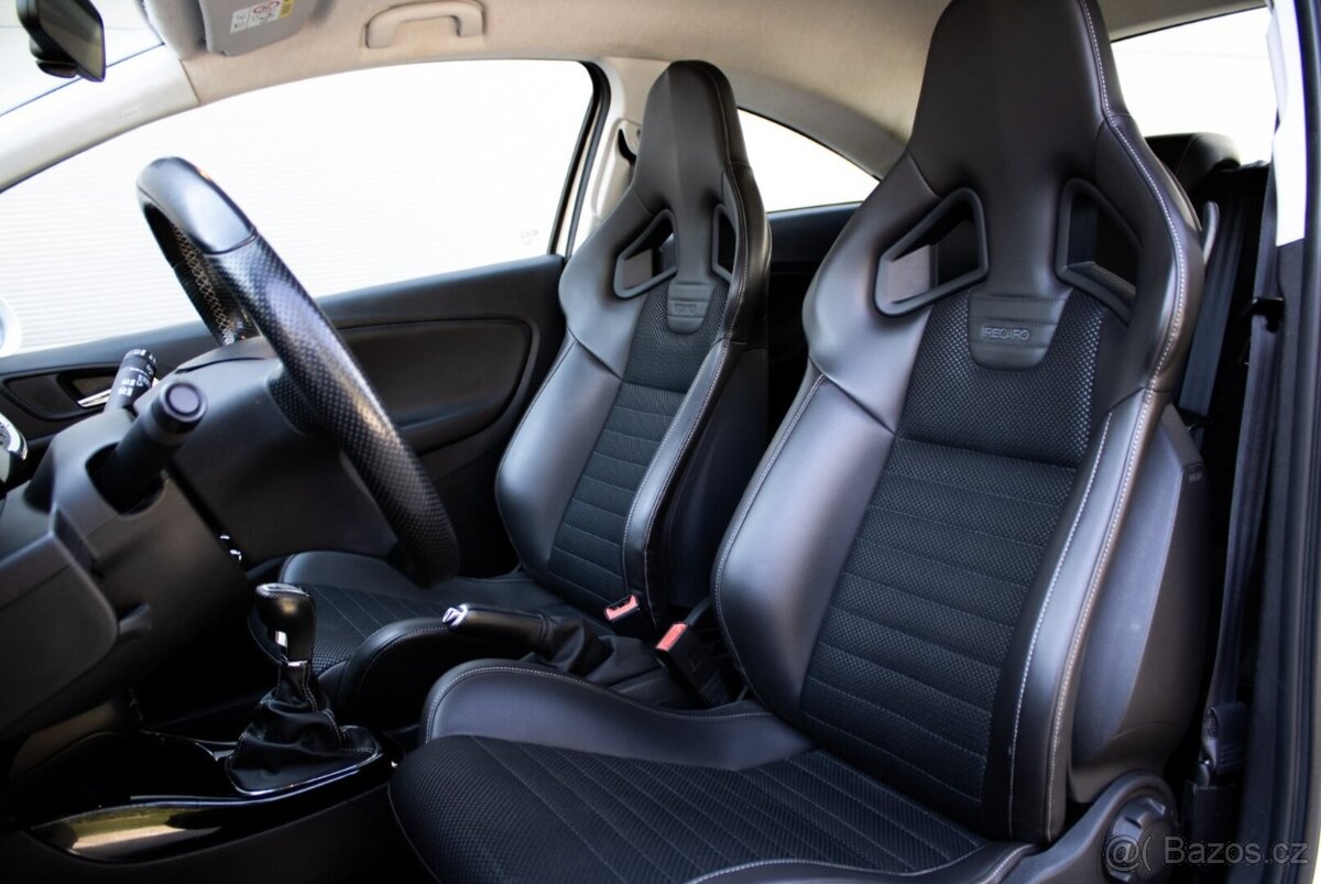 Opel Corsa OPC E Performance - 9