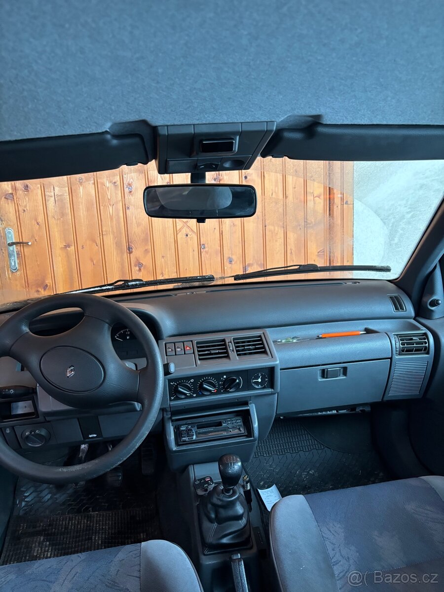 Renault clio 1.2 1997 - 9