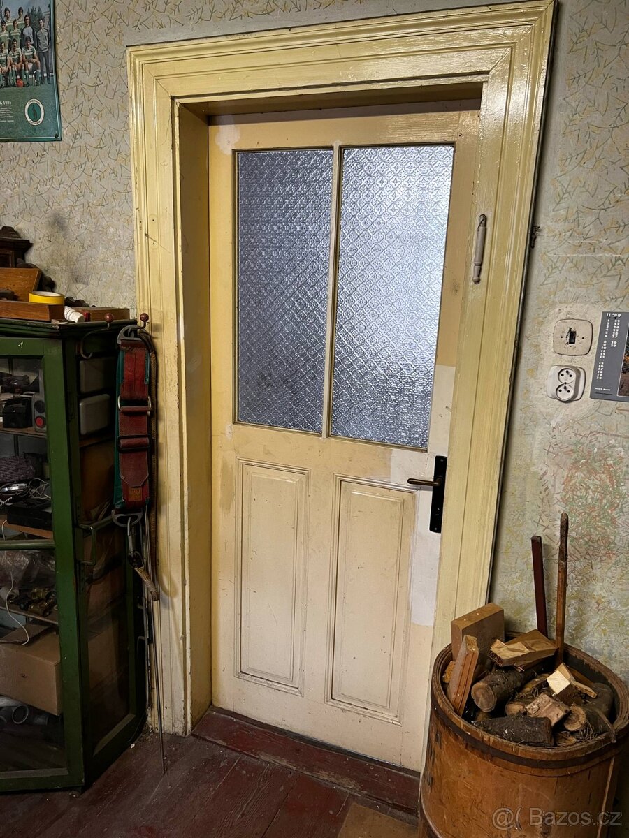Prodám staré dveře včetně obložek z prvorepublikové vily - 9