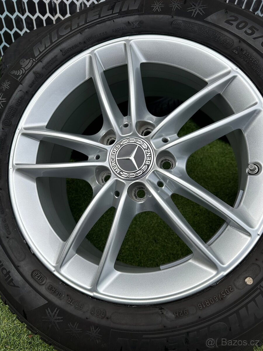 ZÁNOVNÍ ZIMNÍ SADA MERCEDES A B CLA - MICHELIN - 9