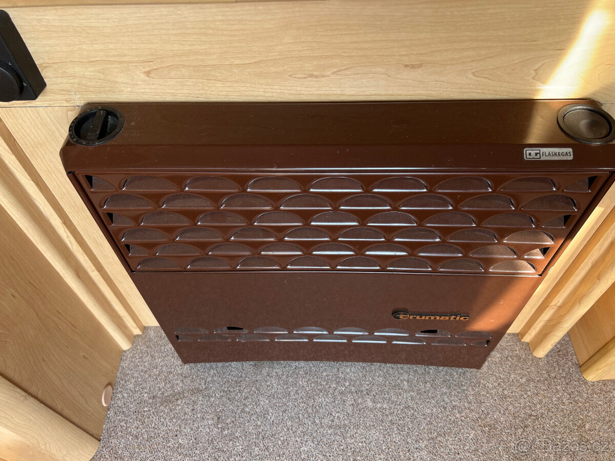 Karavan Knaus Sunshine 495-Palandy, plynový bojler,pojezd - 9