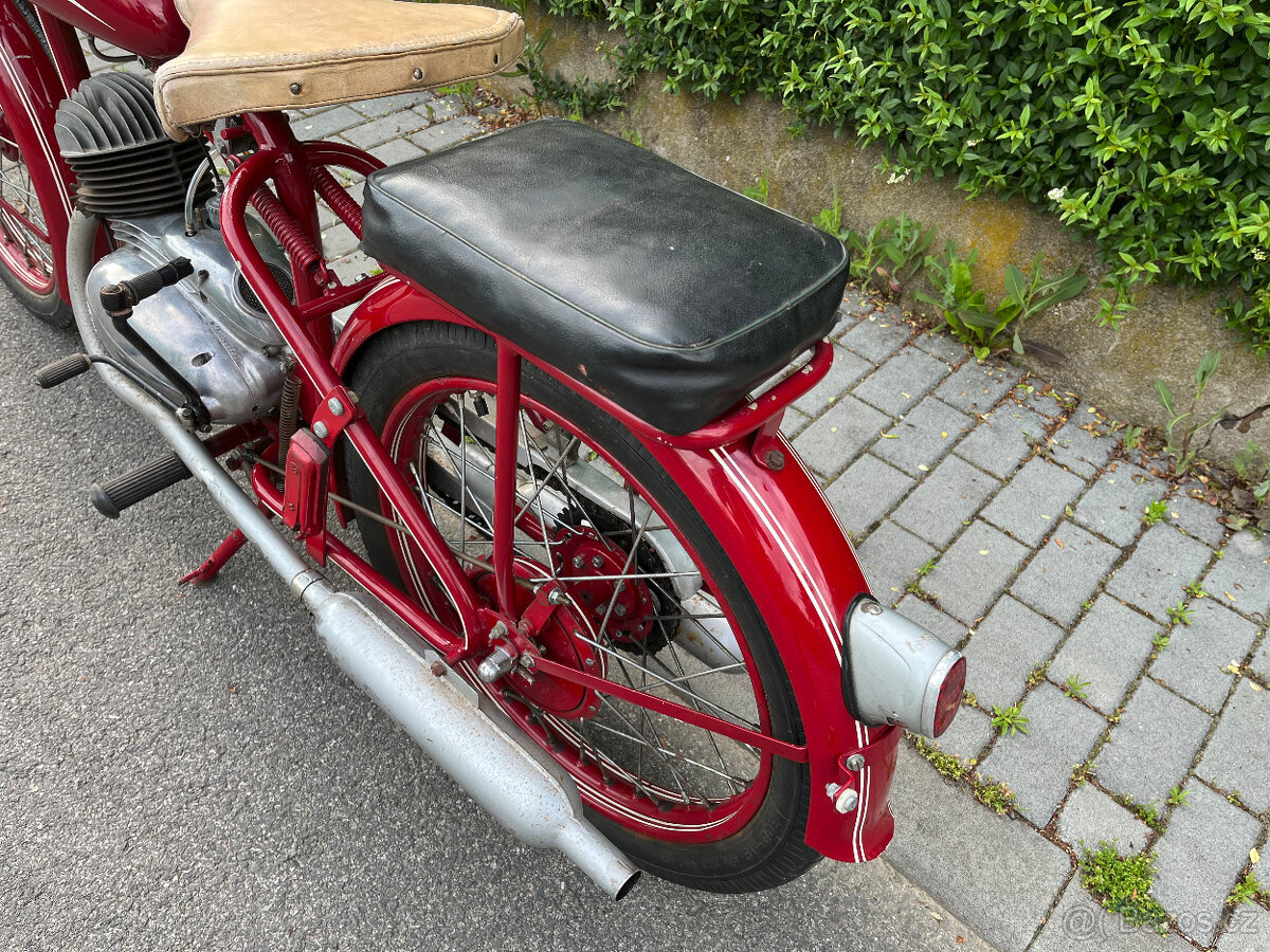 Monark - ČZ M300 (150c), r.v.1950 s TP - 9