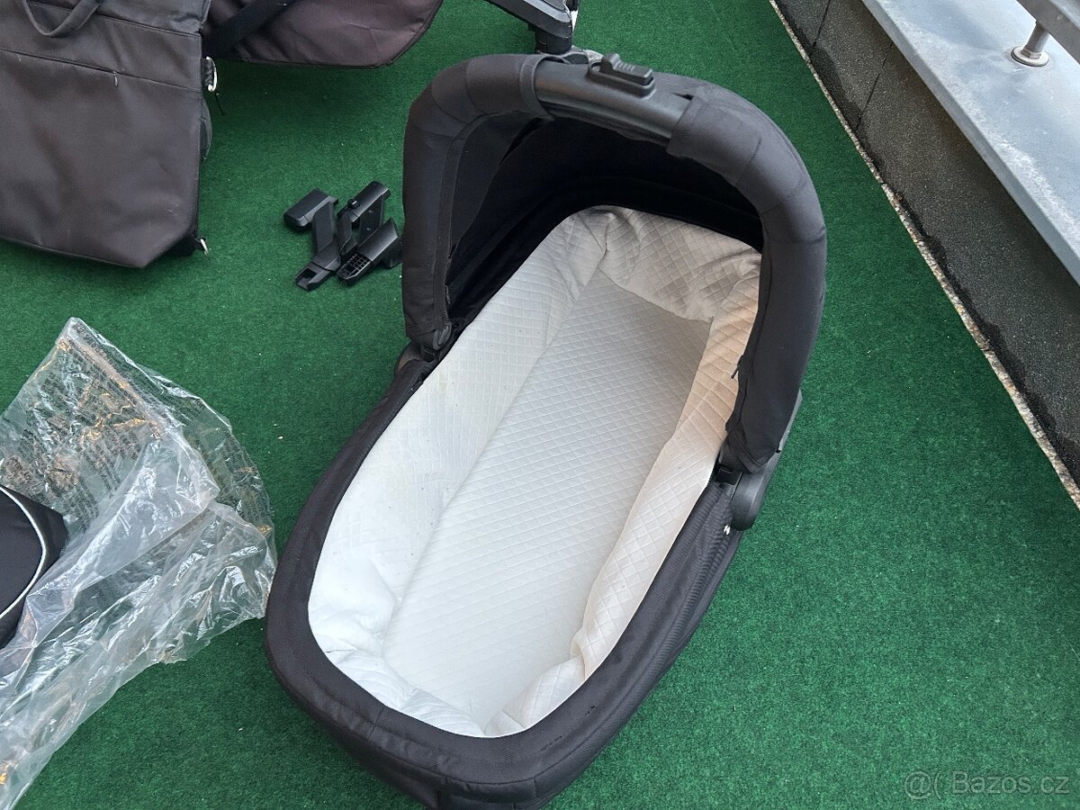 Thule Sleek dvojkombinace korbicka a sportak - 9