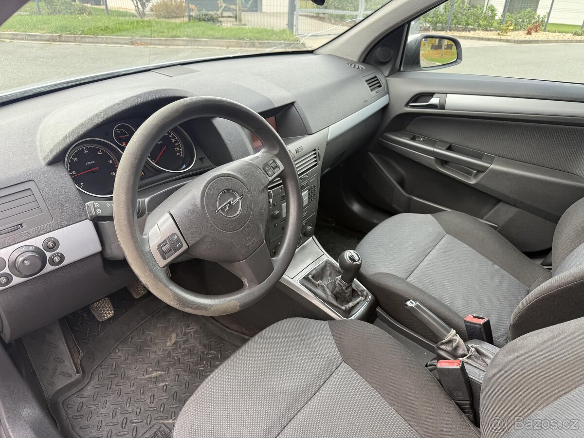 OPEL ASTRA 1.7CDTI 74kW - 9