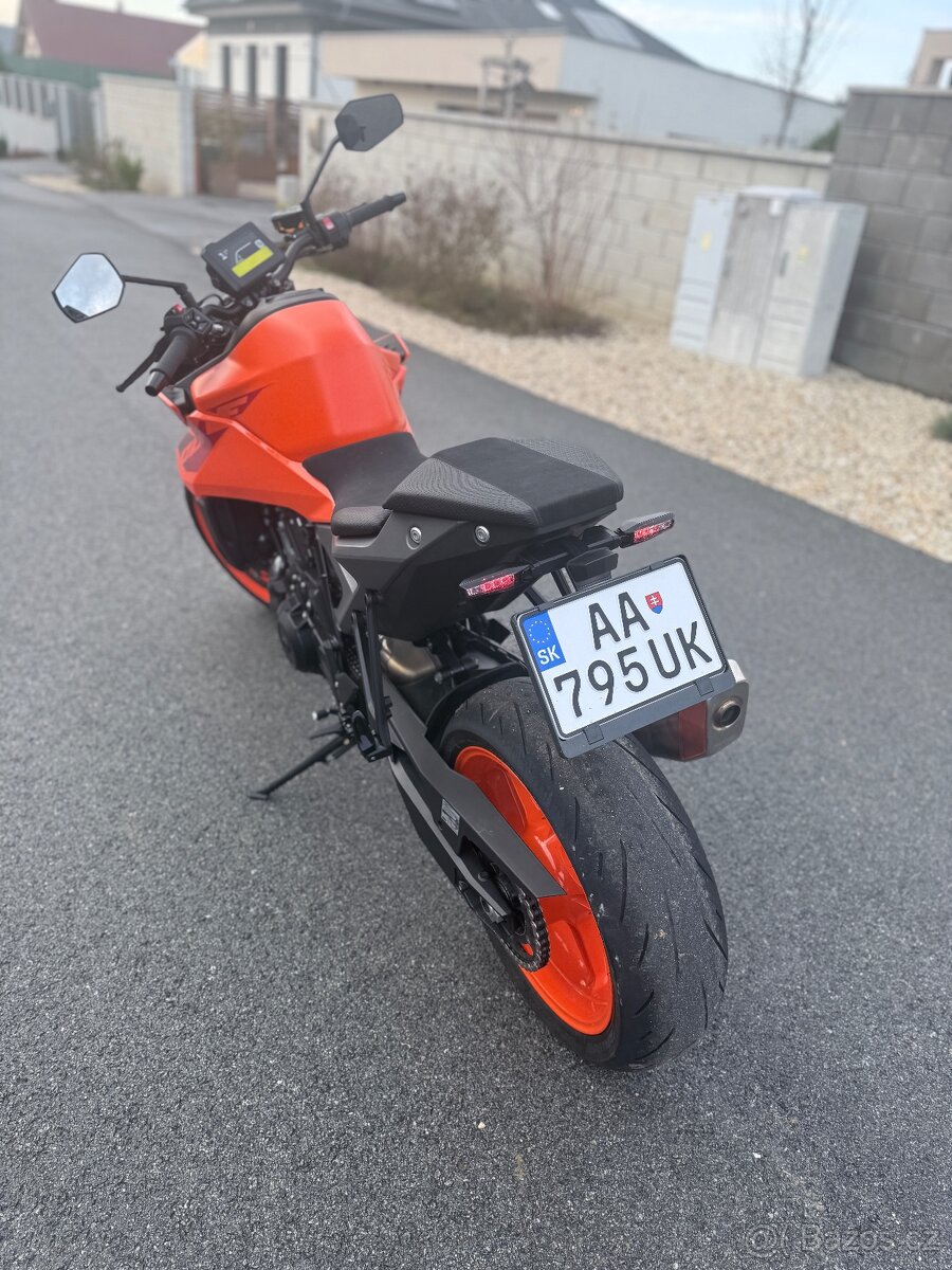 KTM 990 DUKE 2024 - 9