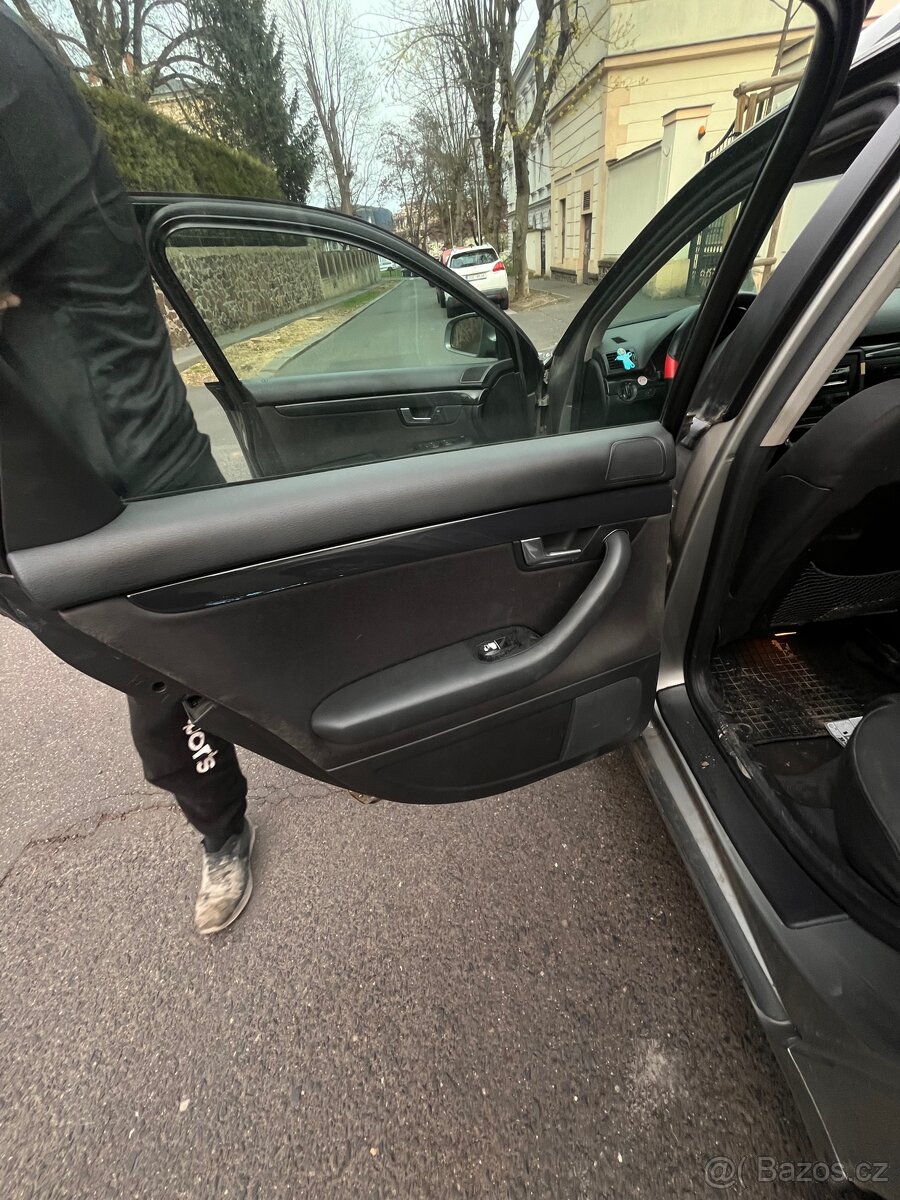 Audi a4 b6 2.5 tdi 2004 rok - 9