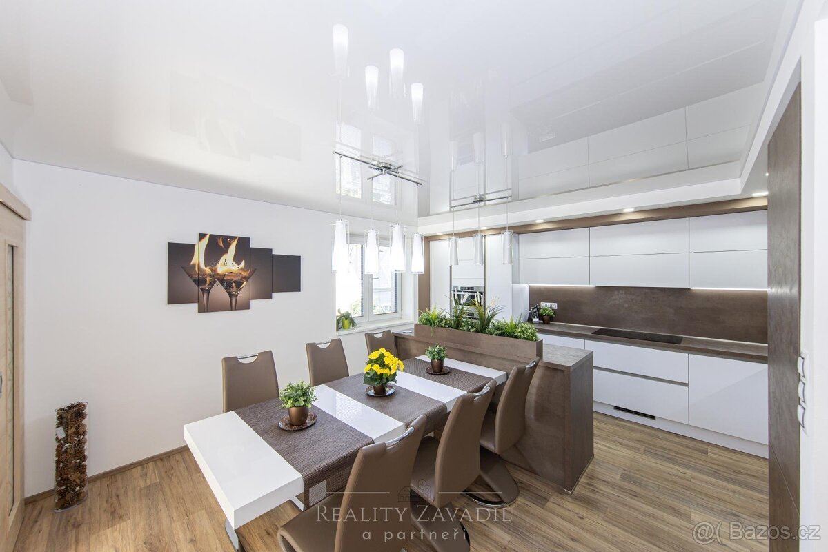 Prodej , ubytování, 314 m² - Praha - Suchdol, ev.č. 00786 - 9