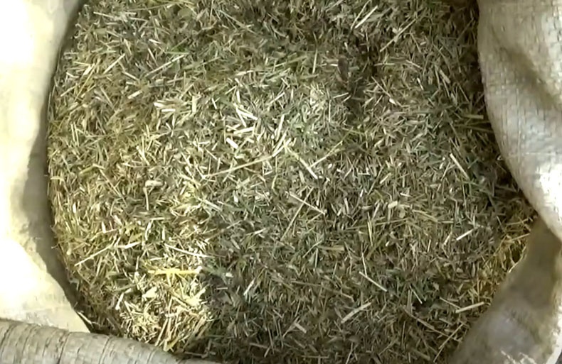 Šrotovník mlýnek DRTIČ na obilí 4500W + 4 síta - 9