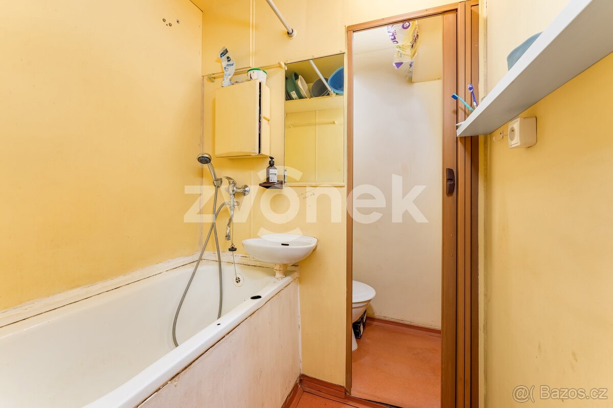 Prodej bytu 2+kk 40 m², 2. května / Zlín - centrum - 9