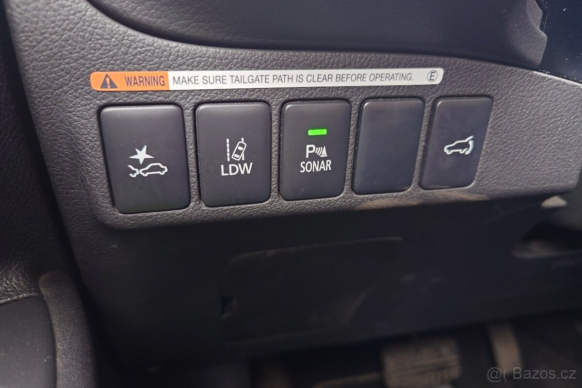 Mitsubishi Outlander 2.2DI-D, 4x4, 2017, automat, pádla. - 9