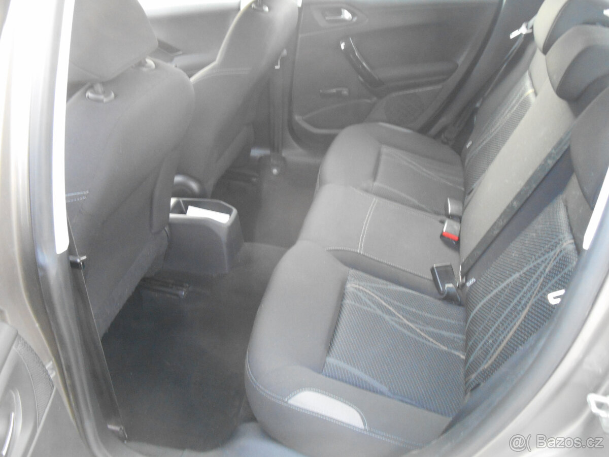 PEUGEOT 208 1.2 VTI ACTIVE - 9