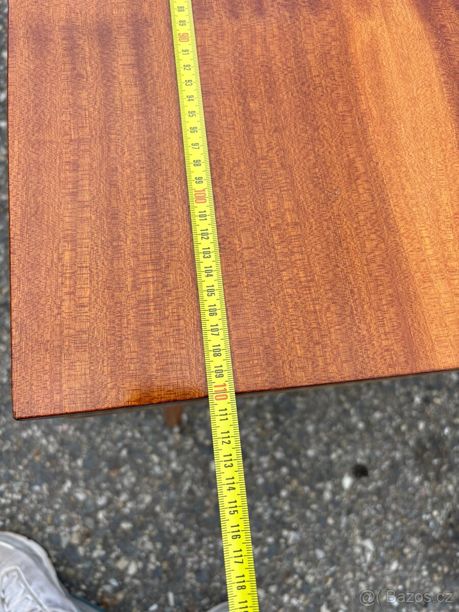 Jídelní set stůl židle - 9