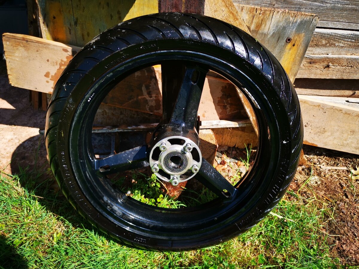 Originální 17" kola Suzuki - 9