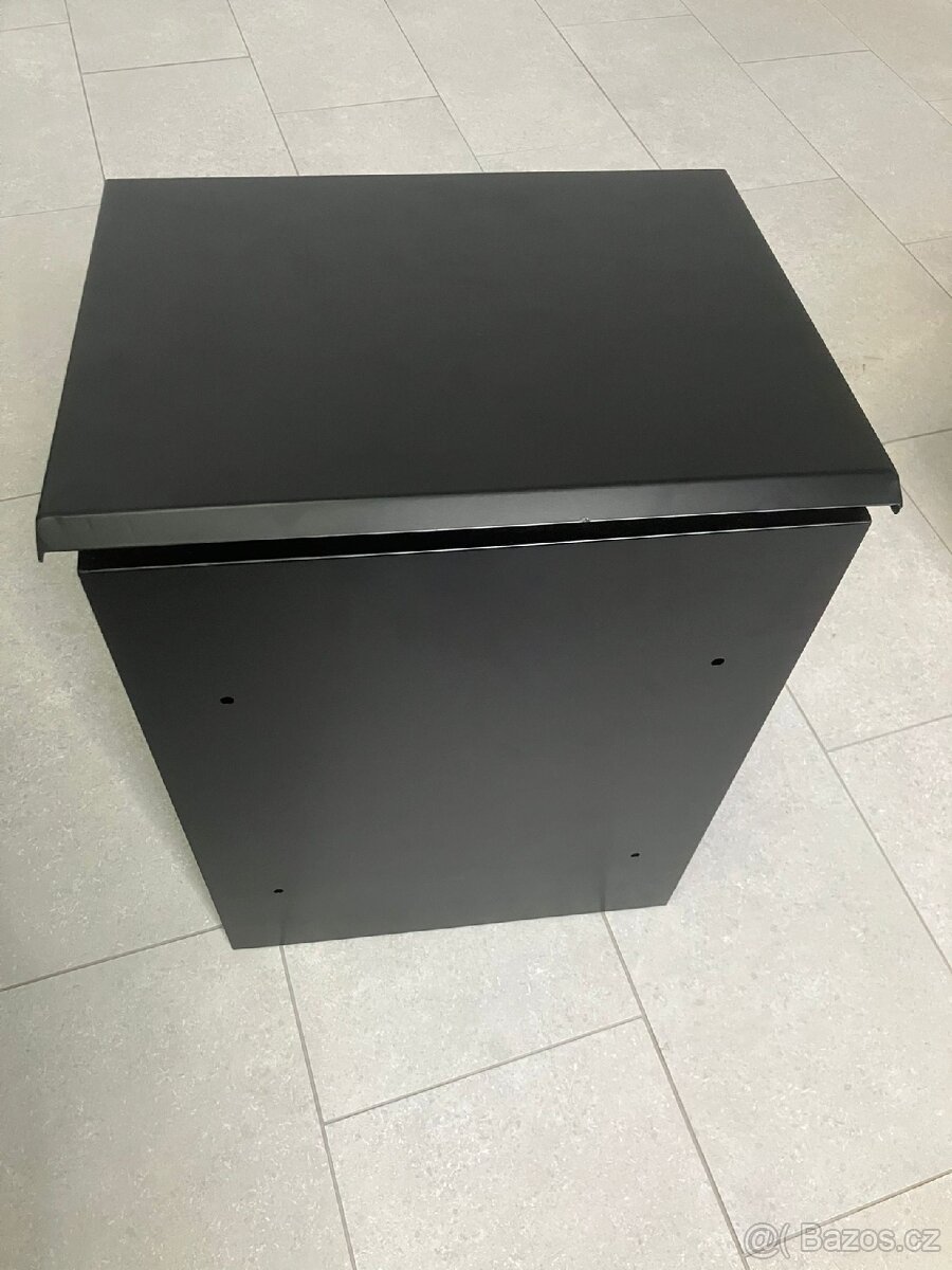 Poštovní schránka na balíky - 9