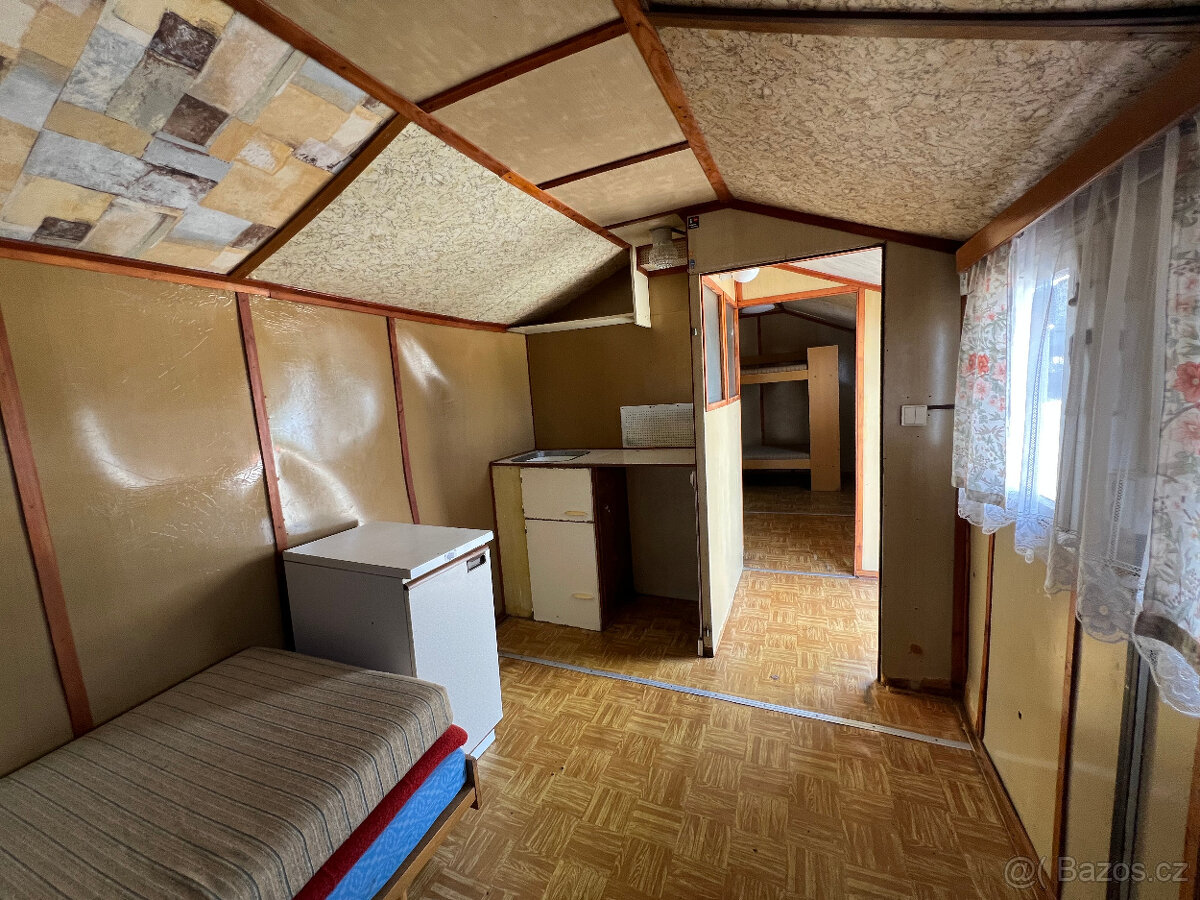 Obytná pojízdná maringotka - 9