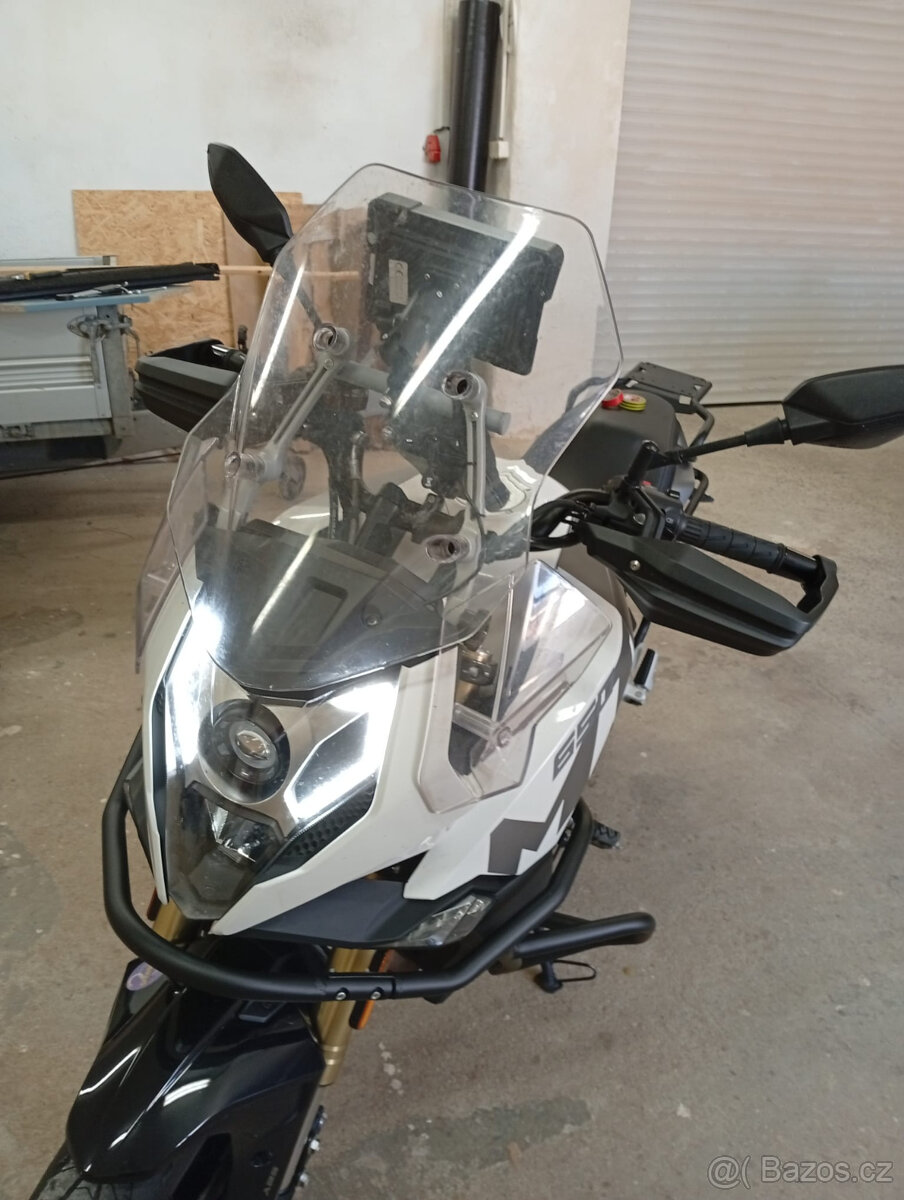 CF MOTO 650 MT Premium - 9