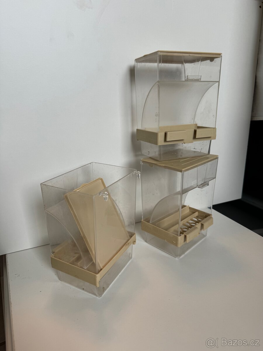 Skříňové klece kompletně vybavené - 9