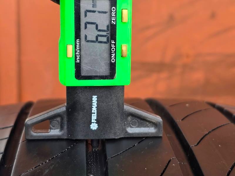 Letní Michelin 215/50/17 - 9