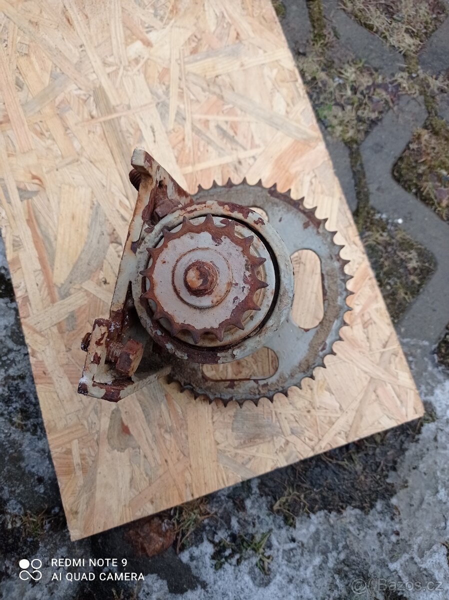 Díly k malotraktoru - 9